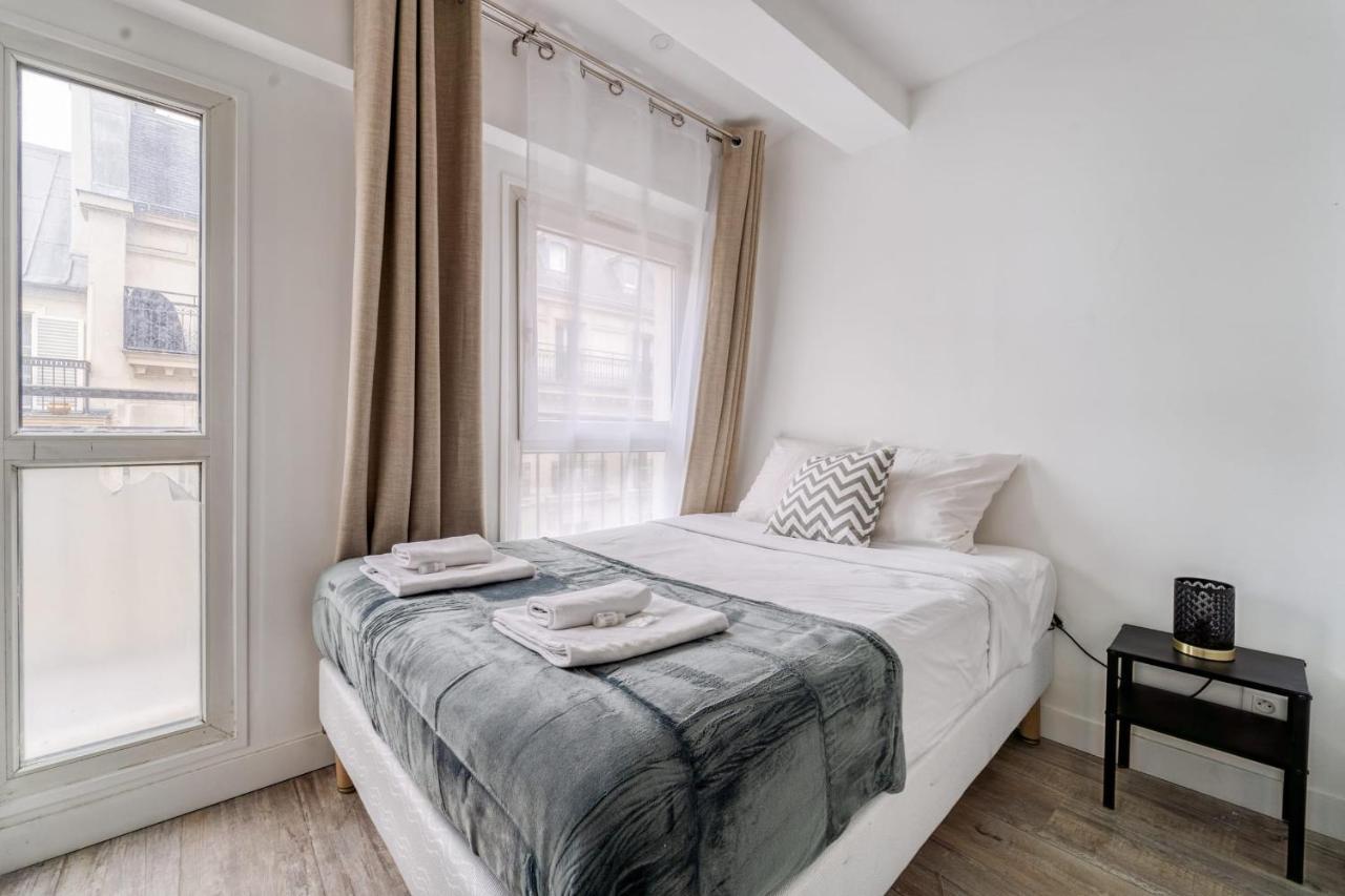 Beautiful Apartement With 2 Bedrooms In Paris Centre Exterior photo