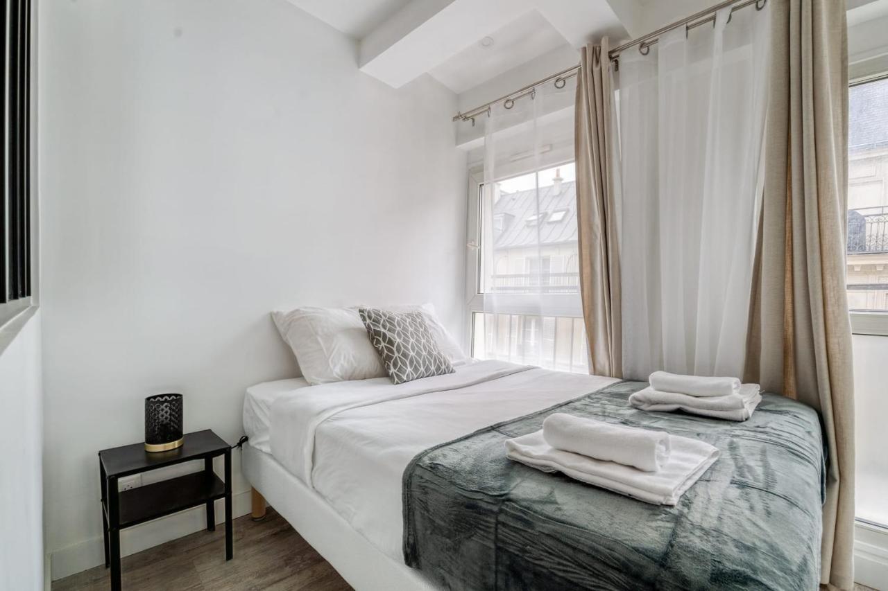 Beautiful Apartement With 2 Bedrooms In Paris Centre Exterior photo